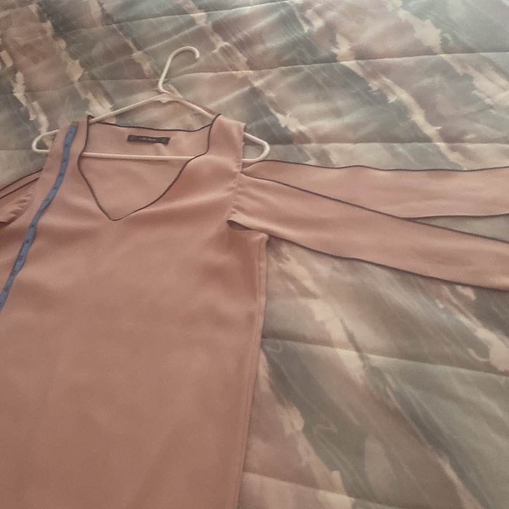 Zara pink dress with black trim sleeveless with scarf like sleeves V neck.M poly - Picture 11 of 11